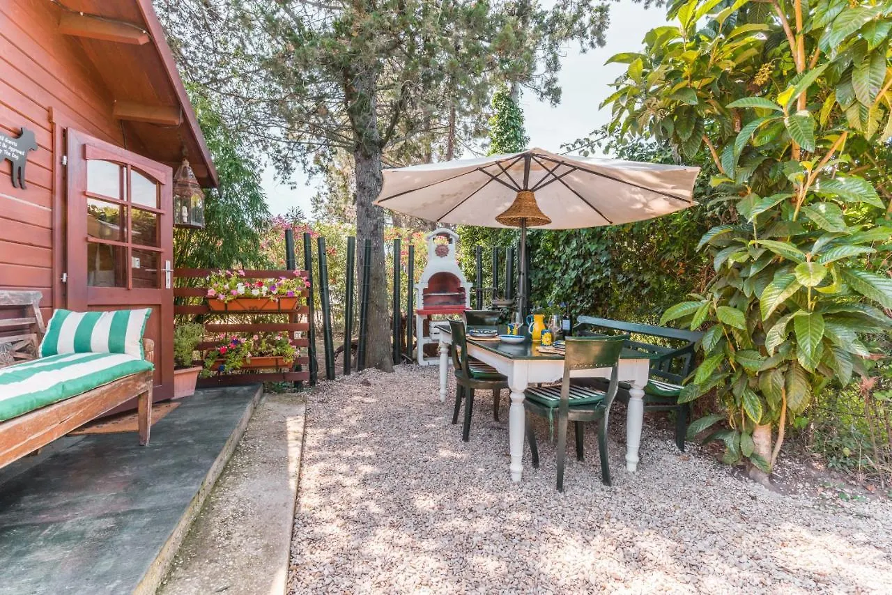 Appia Antica Cottage روما 2*,