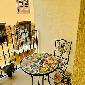  Apartment Bed Italy