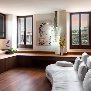  Apartment Dimore Opera Italy