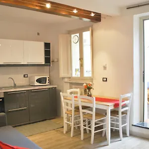  Holiday home Casetta In Citta'- Seancity Italy